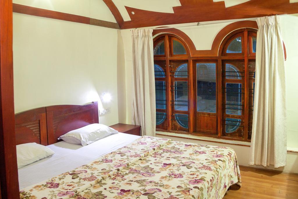 Aqua Jumbo Houseboats Hotel Kumarakom Værelse billede