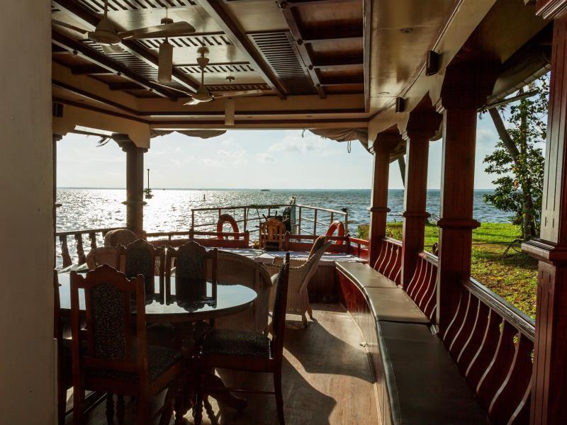 Aqua Jumbo Houseboats Hotel Kumarakom Eksteriør billede